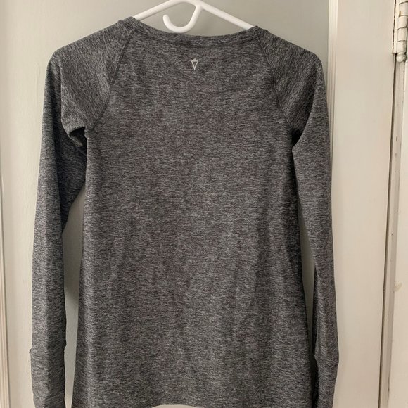 Ivivva Long Sleeve Top - Picture 2 of 5